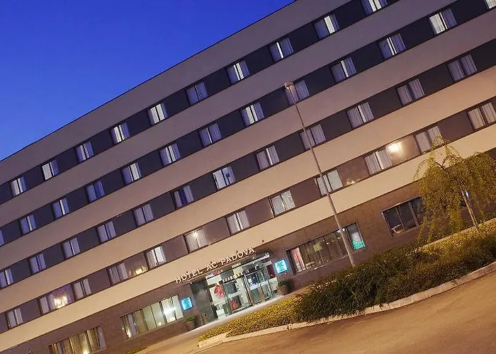 Ac By Marriott Hotel Padova